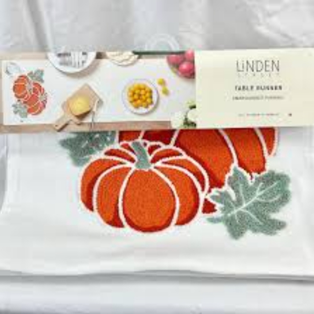 NWT Linden Street Harvest Grove Embroidered Table Runner Thanksgiving Holiday